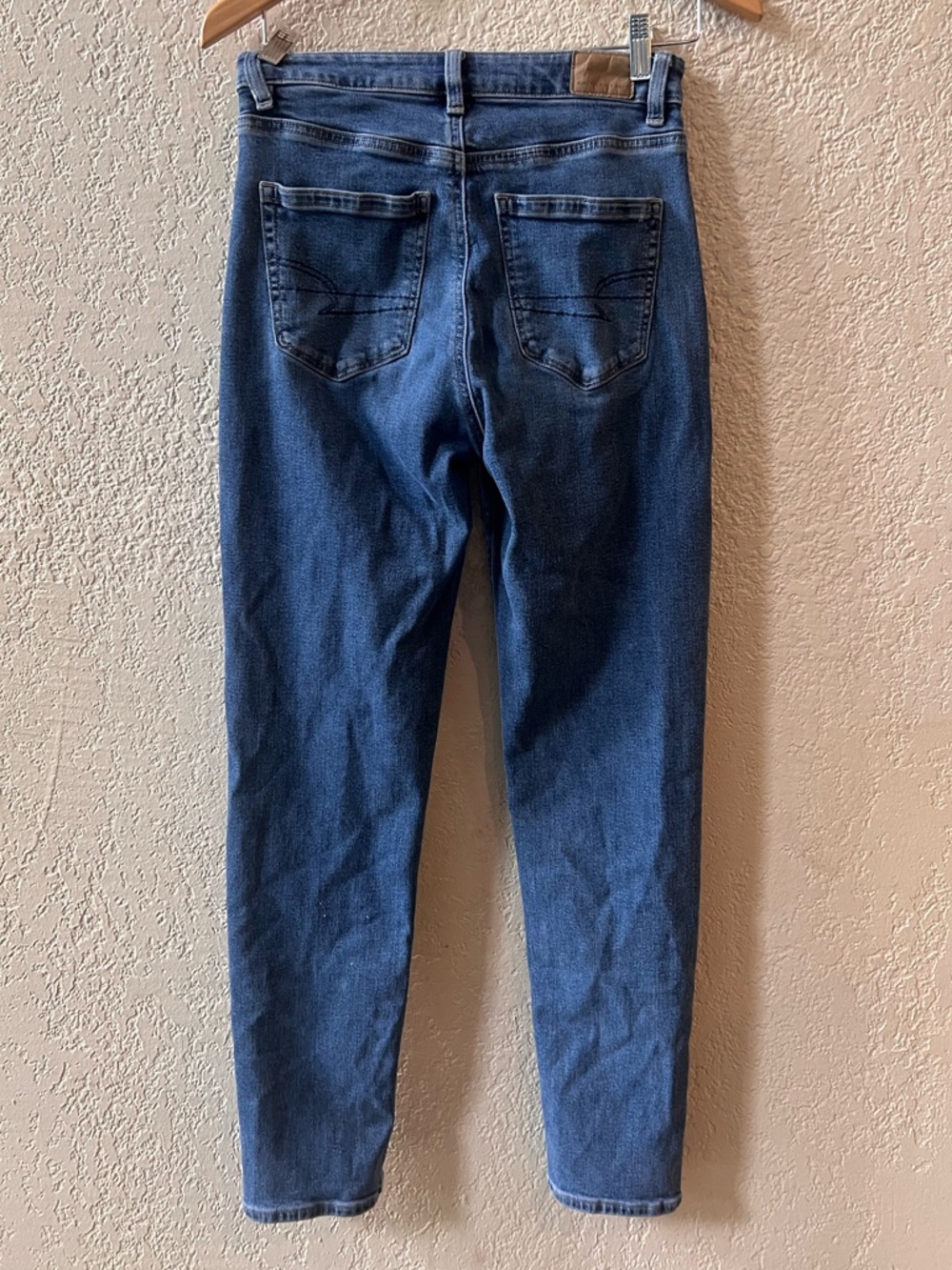 American Eagle Outfitters Womens Mom Skinny Jeans
Size 4L Dark Wash - Picture 3 of 8